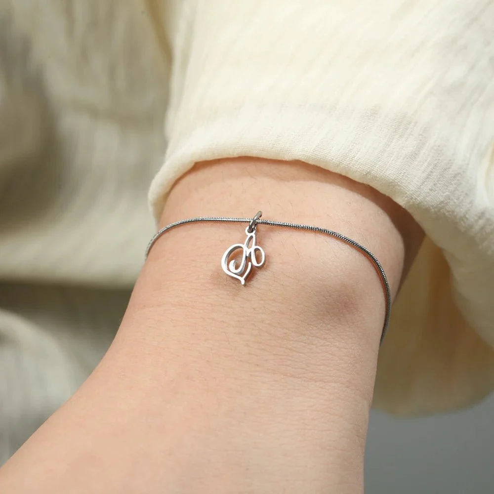 Dainty Cursive Heart Letter Initial Chain Bracelet