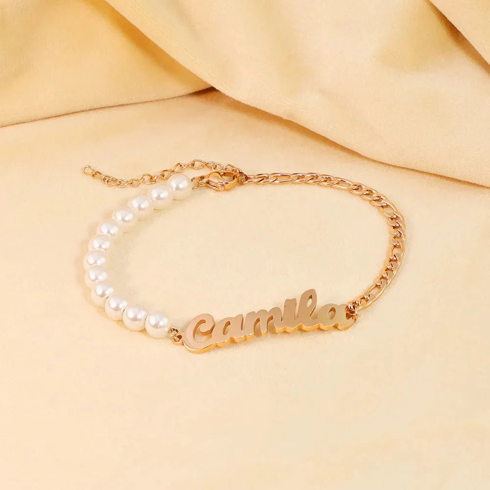 Personalized Name Pearl Figaro Chain Bracelet